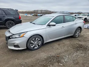 Nissan Altima 2.5L 4 2019