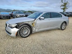 BMW 7 Series 4.4L 8 2012
