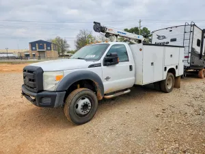 Ford F550 6.7L 8 2012
