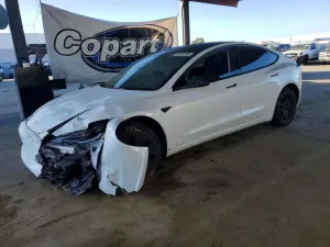 Tesla Model 3 2024