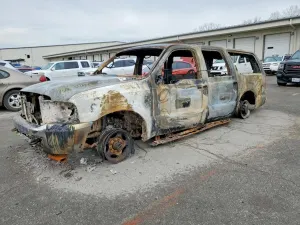 Ford Excursion 7.3L 8 2001