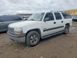 Chevrolet Suburban 5.3L 8 2000
