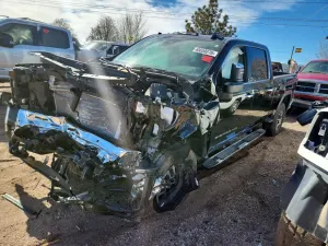 GMC Sierra 6.6L 8 2024