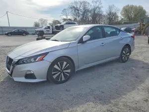Nissan Altima 2.5L 4 2022