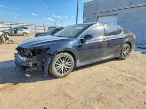 Toyota Camry 2.5L 4 2021