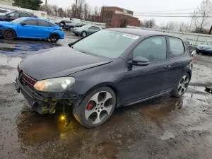 Volkswagen Golf 2.0L 4 2011