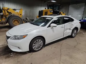 Lexus ES 3.5L 6 2013