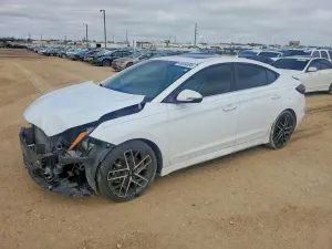 Hyundai Elantra 1.6L 4 2020