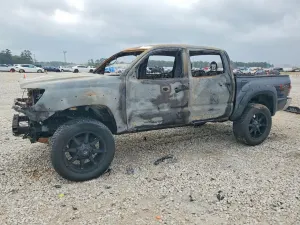 Toyota Tacoma 4.0L 6 2015