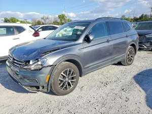 Volkswagen Tiguan 2.0L 4 2021