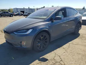 Tesla Model X 2017