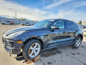 Porsche Macan 2.0L 4 2017