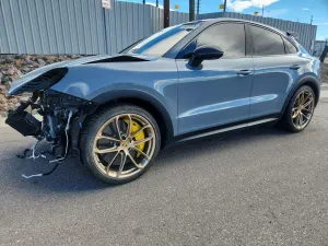 Porsche Cayenne 4.0L 8 2024