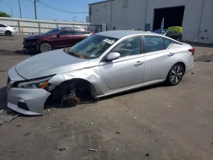 Nissan Altima 2.5L 4 2022