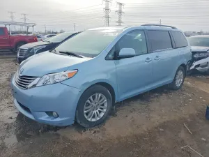 Toyota Sienna 3.5L 6 2017