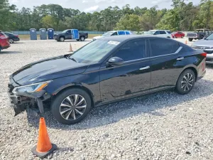 Nissan Altima 2.5L 4 2020