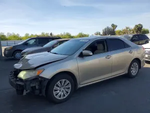 Toyota Camry 2.5L 4 2014