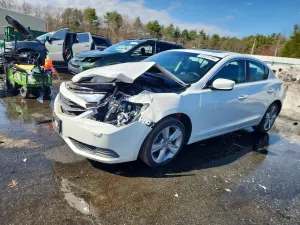 Acura ILX 2.0L 4 2015