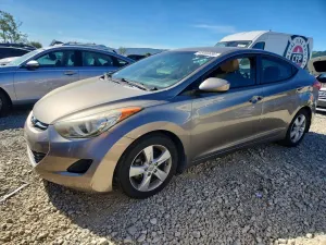 Hyundai Elantra 1.8L 4 2013