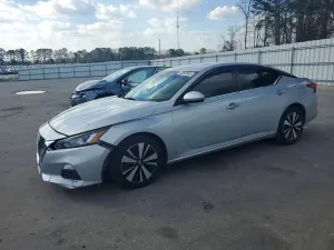 Nissan Altima 2.5L 4 2021