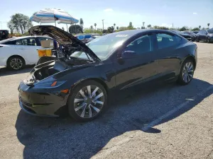 Tesla Model 3 2024