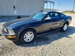 Ford Mustang 4.0L 6 2005