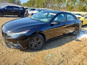 Hyundai Elantra 2.0L 4 2021