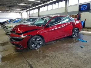 Hyundai Elantra 2.0L 4 2025