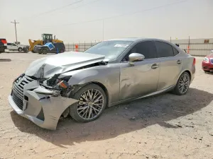 Lexus IS 2.0L 4 2017
