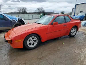 Porsche 944 2.5L 4 1985