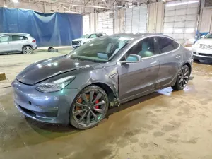 Tesla Model 3 2020