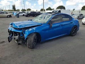 Alfa Romeo Giulia 2.0L 4 2018