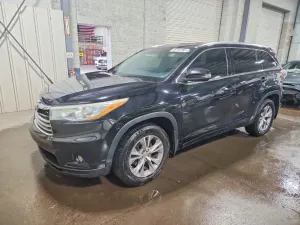 Toyota Highlander 3.5L 6 2015