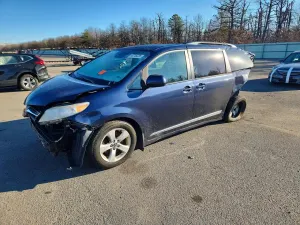 Toyota Sienna 3.5L 6 2018
