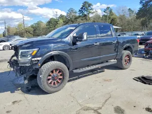 Nissan Titan 5.6L 8 2021