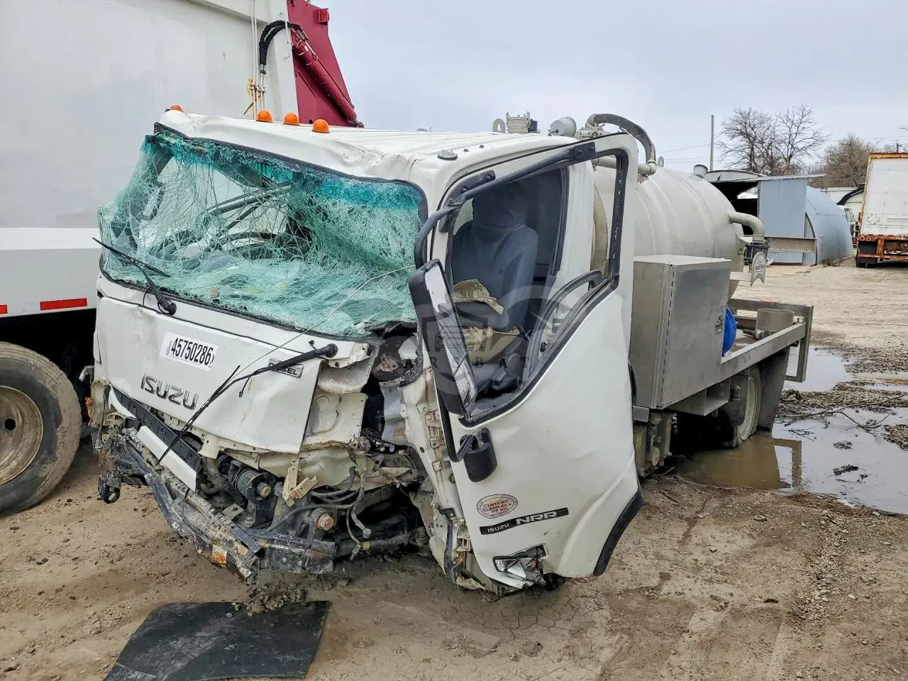 Isuzu NRR 5.2L 4 2022