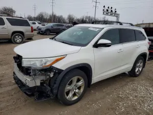 Toyota Highlander 3.5L 6 2015