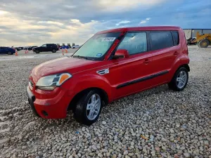 Kia Soul 2.0L 4 2011