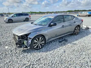 Nissan Altima 2.5L 4 2020