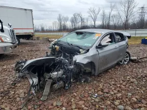 Chrysler 200 2.4L 4 2015