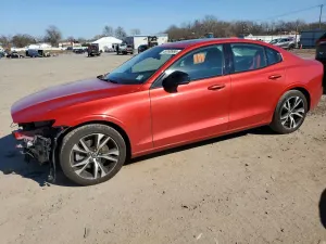 Volvo S60 2.0L 4 2024
