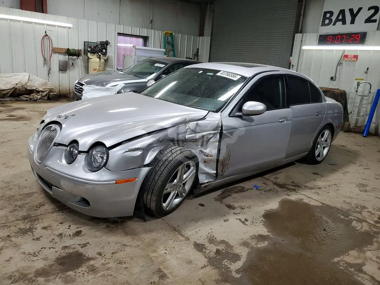 Jaguar S-Type 4.2L 8 2005