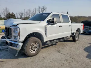 Ford F-250 6.8L 8 2024