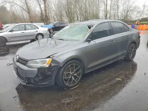 Volkswagen Jetta 2.0L 4 2014