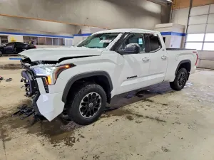 Toyota Tundra 3.4L 6 2023