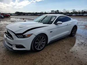 Ford Mustang 5.0L 8 2016