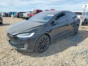 Tesla Model X 2020