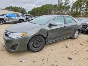 Toyota Camry 2.5L 4 2013