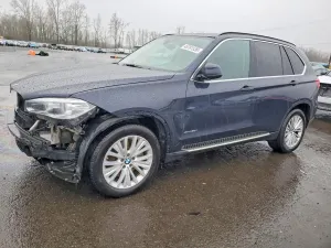 BMW X5 4.4L 8 2015
