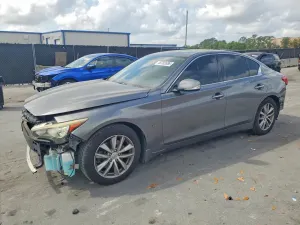 Infiniti Q50 3.7L 6 2015